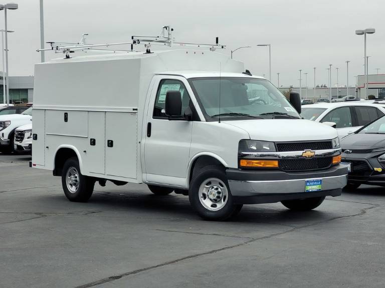 2025 Chevrolet Express 3500 Work Van