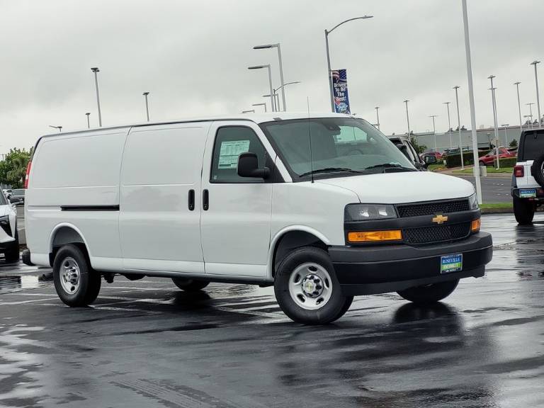 2026 Chevrolet Express 3500 Work Van