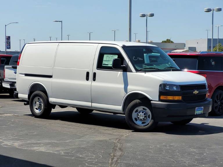 2026 Chevrolet Express 2500 Work Van
