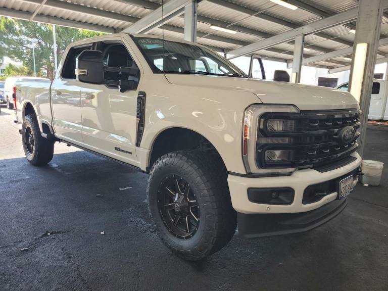 2024 Ford F-250SD LARIAT