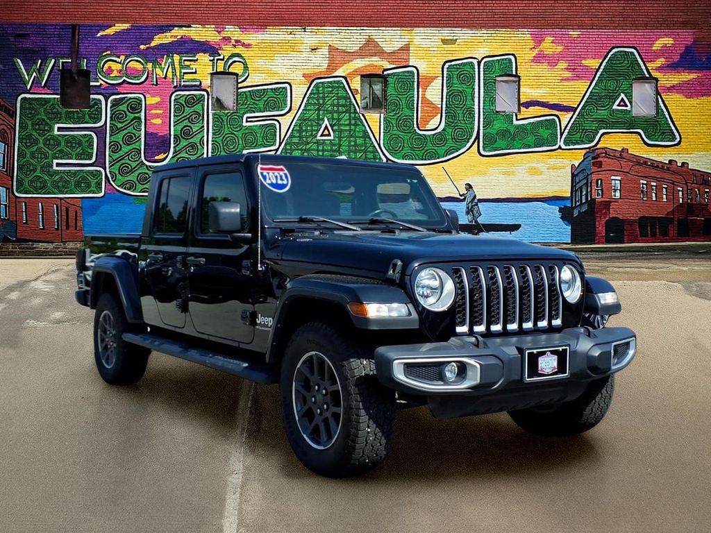 2023 Jeep Gladiator Overland