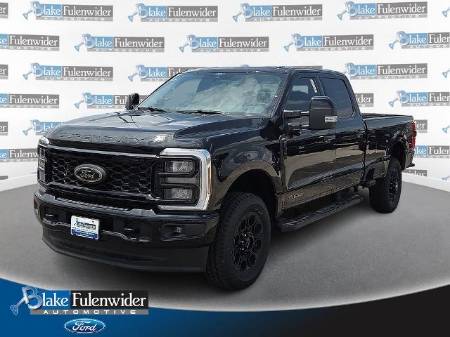 2026 Ford Super Duty F-350 SRW LARIAT