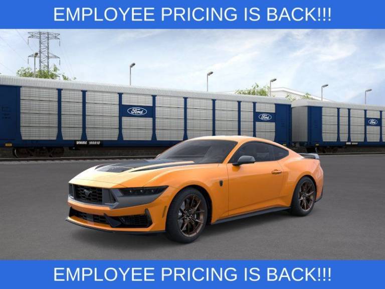 2026 Ford Mustang Dark Horse