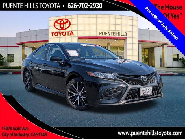2024 Toyota Camry SE