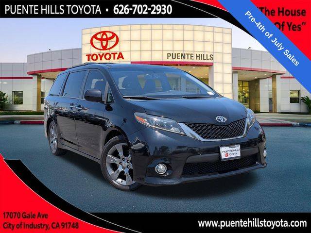 2015 Toyota Sienna SE