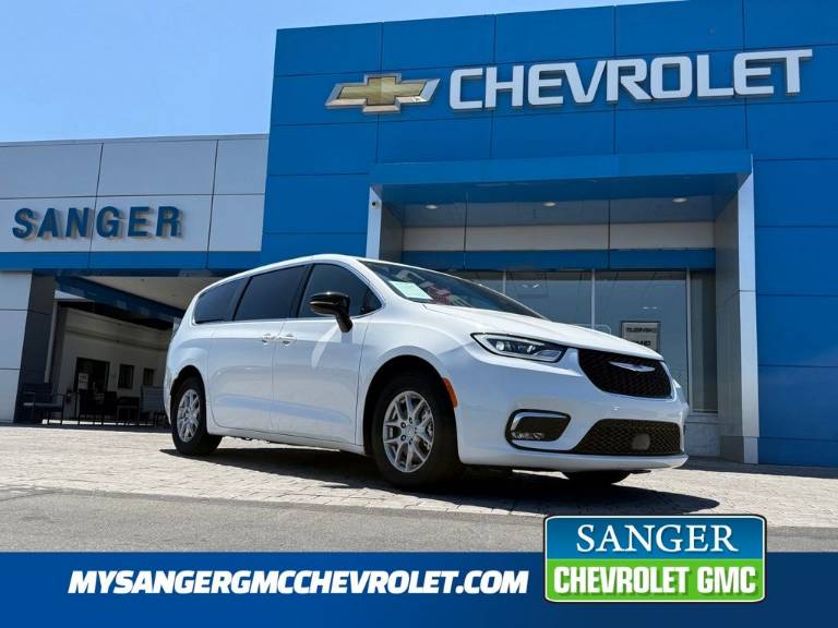 2025 Chrysler Pacifica Select