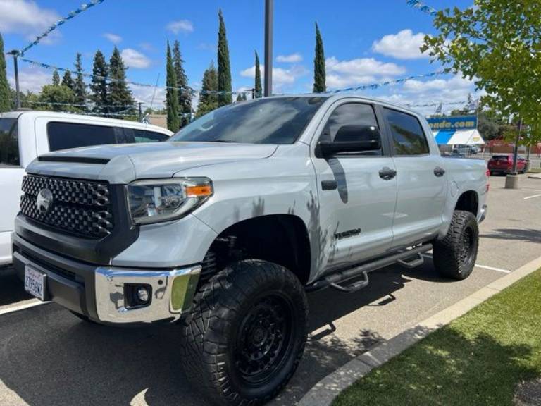 2018 Toyota Tundra SR5