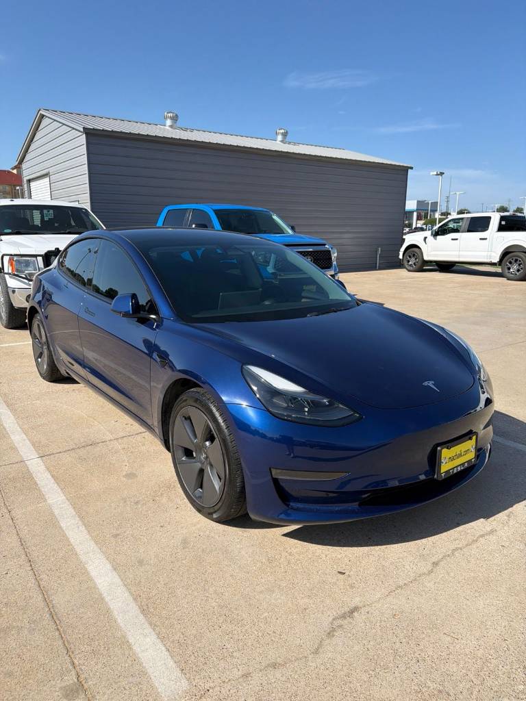 2023 Tesla Model 3 Base
