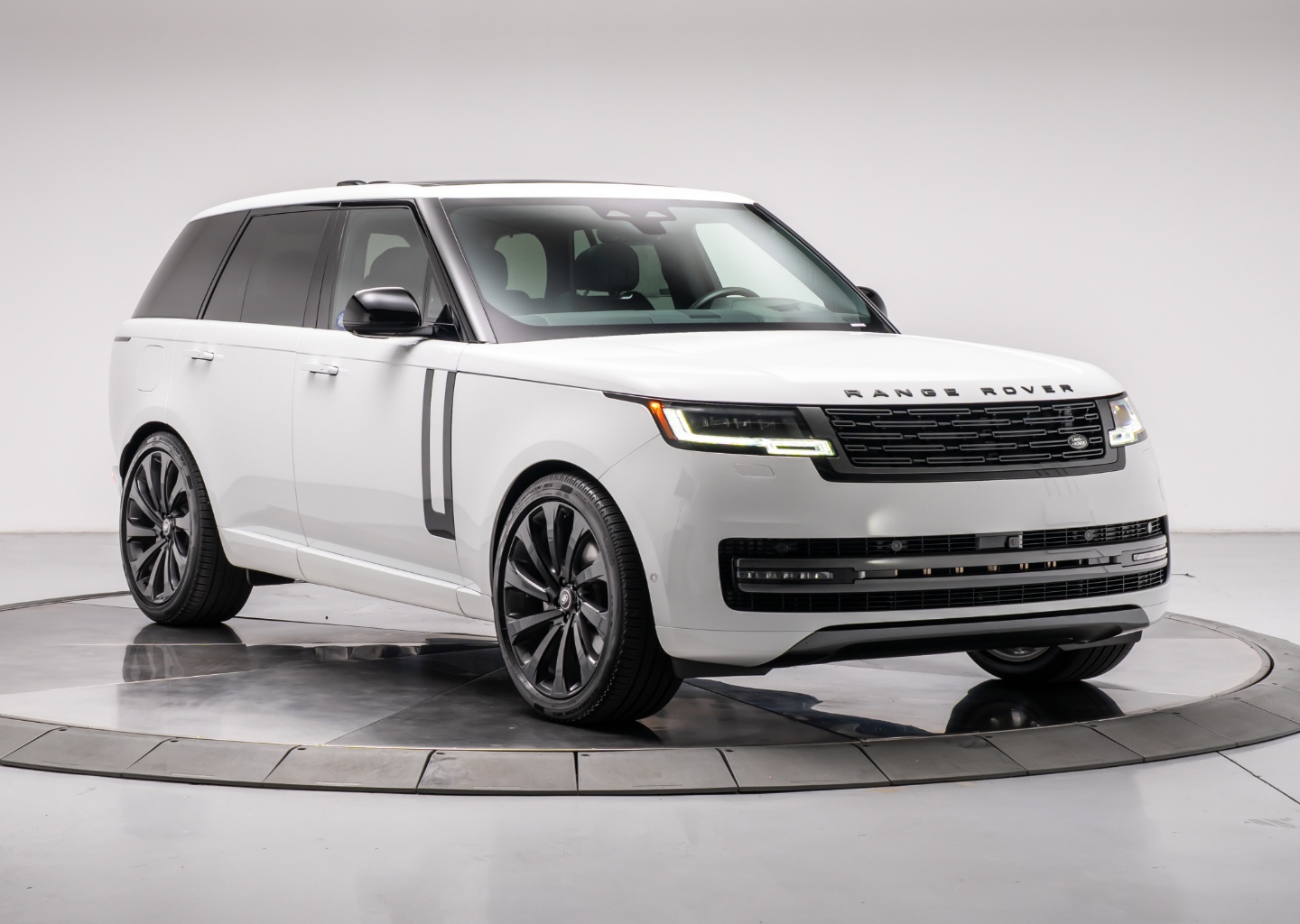2025 Land Rover Range Rover SE - Photo 7
