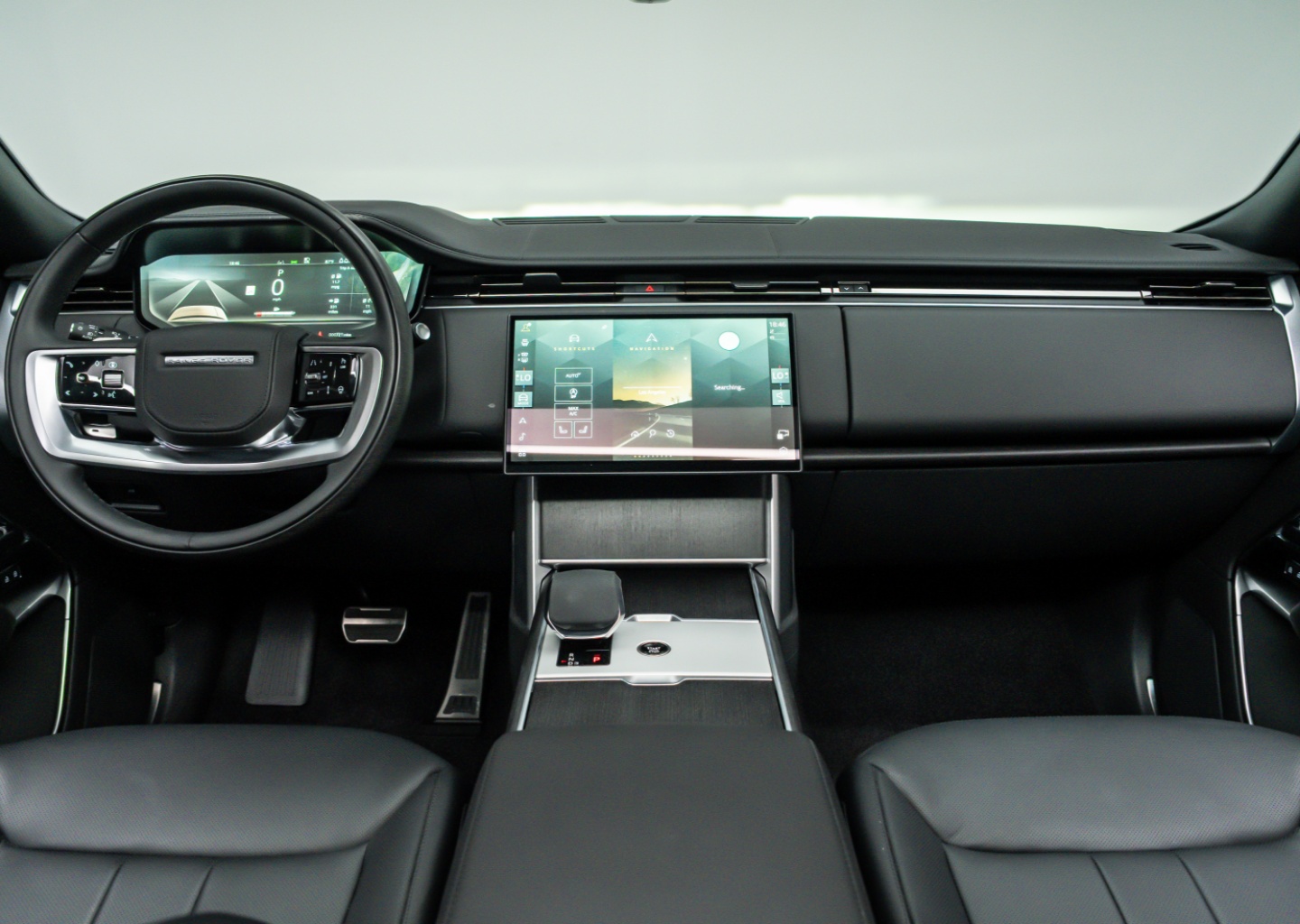 2025 Land Rover Range Rover SE - Photo 18