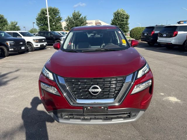 Used 2022 Nissan Rogue SV with VIN 5N1BT3BA2NC716679 for sale in Kansas City