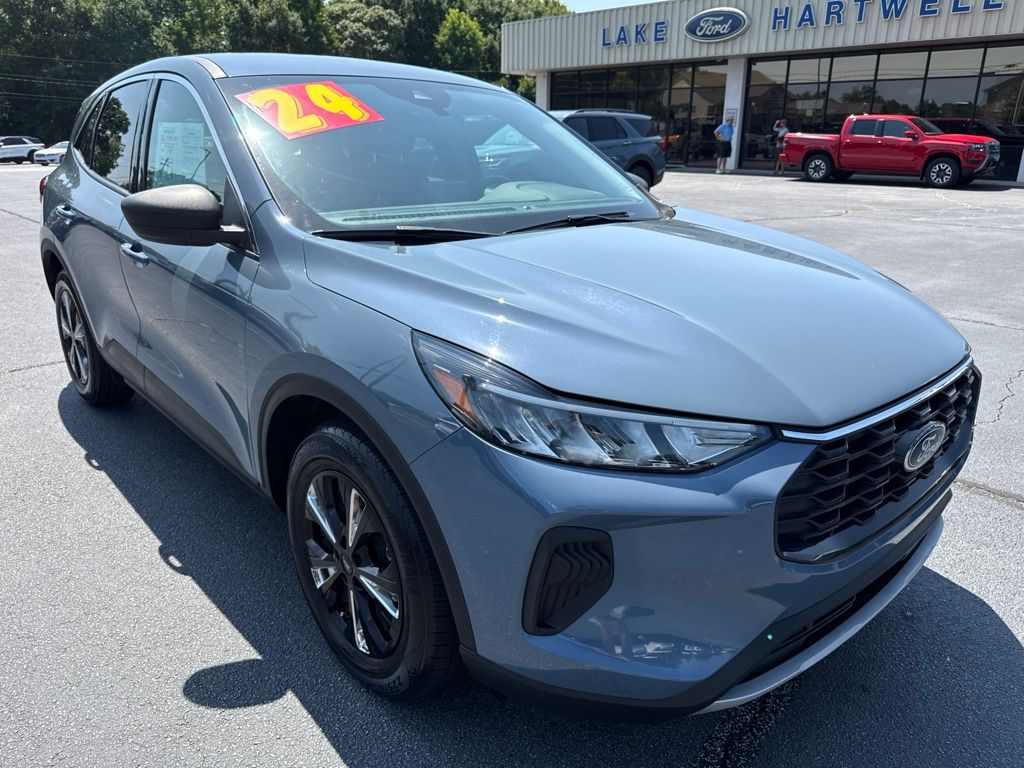 Used 2024 Ford Escape Active