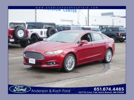 2014 Ford Fusion SE