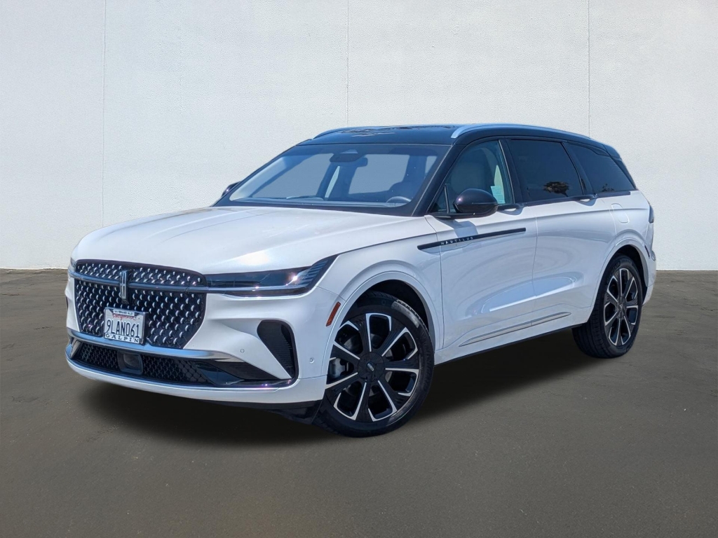 2024 Lincoln Nautilus Reserve