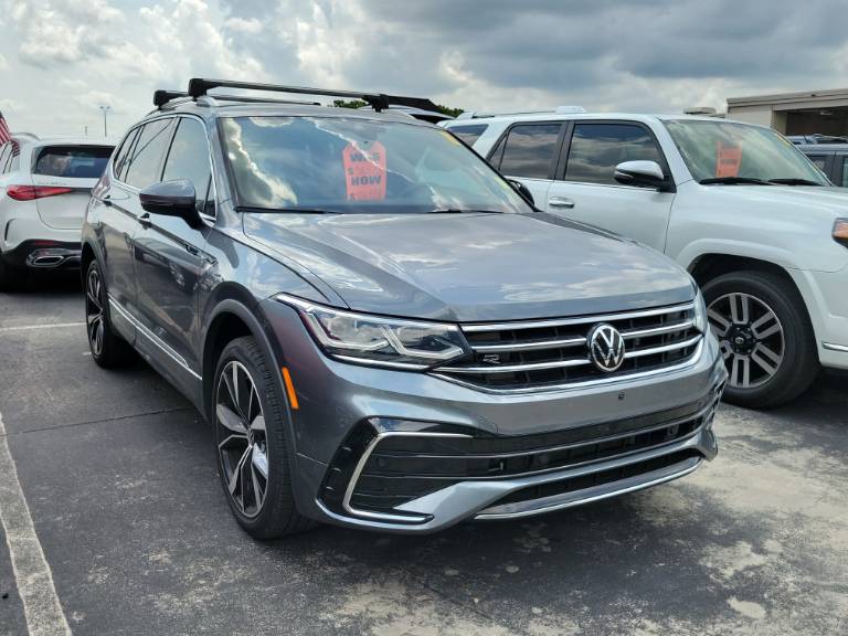 2023 Volkswagen Tiguan SEL R-Line
