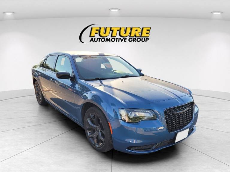 2020 Chrysler 300 Touring
