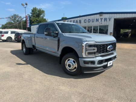 2026 Ford Super Duty F-350 DRW Platinum