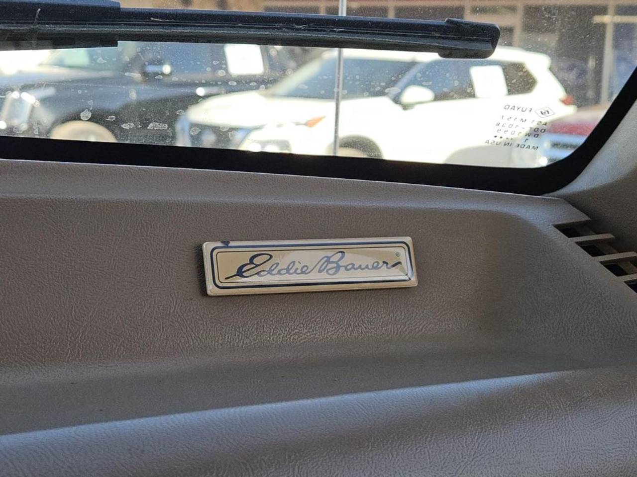 1991 Ford Bronco - Photo 16