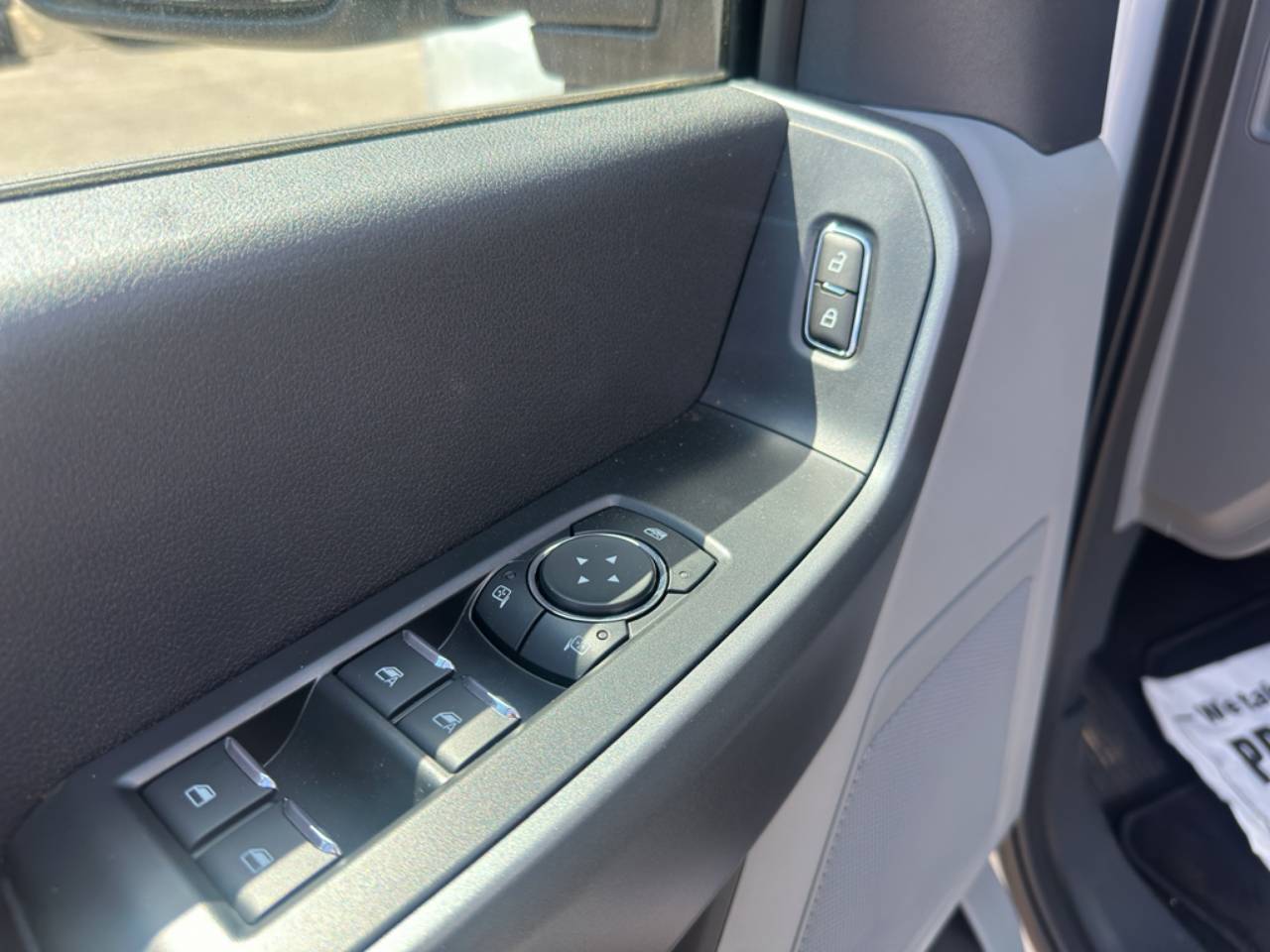 2026 Ford F-350 Super Duty XLT - Photo 15