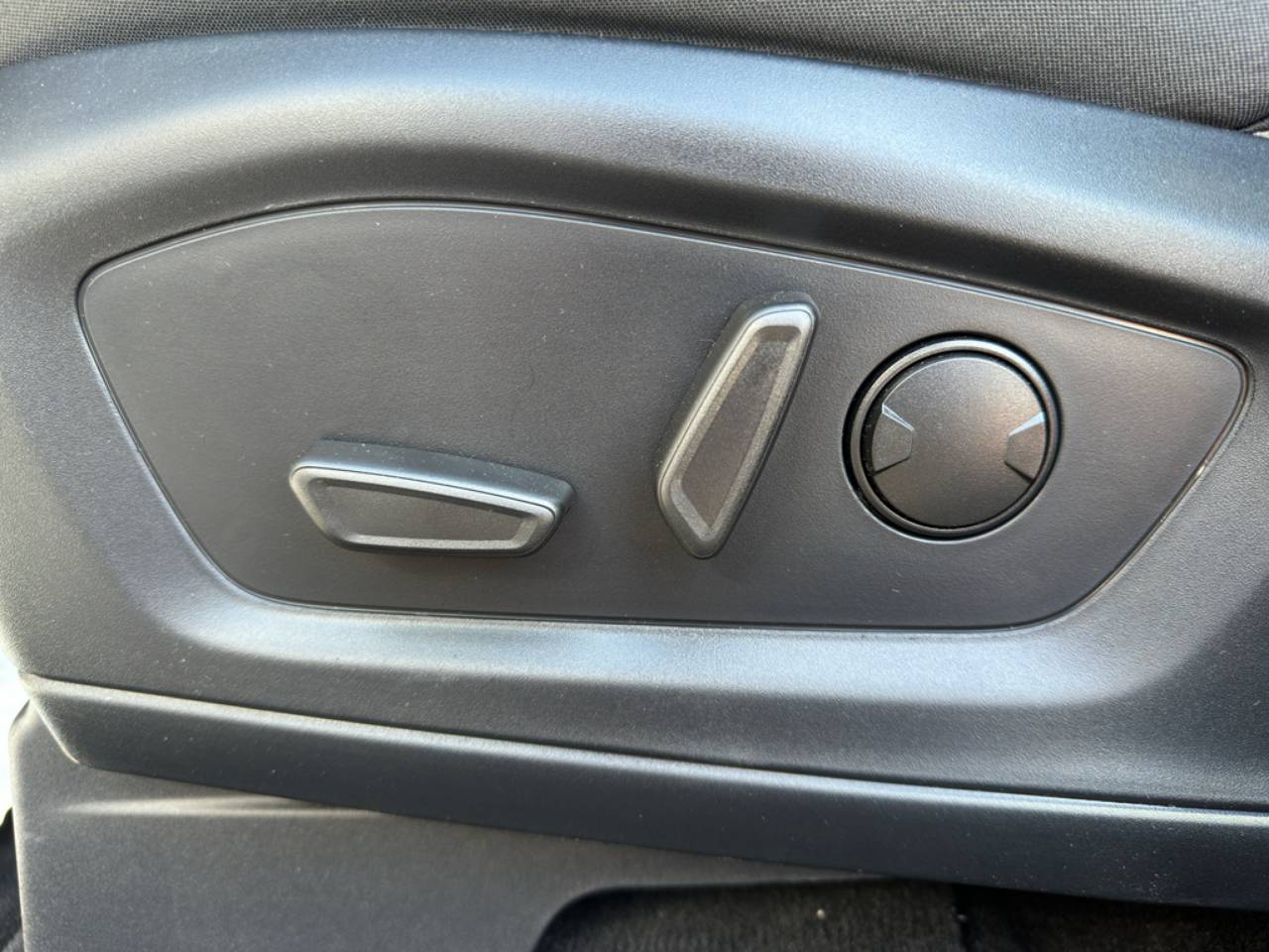 2026 Ford Explorer Active - Photo 12