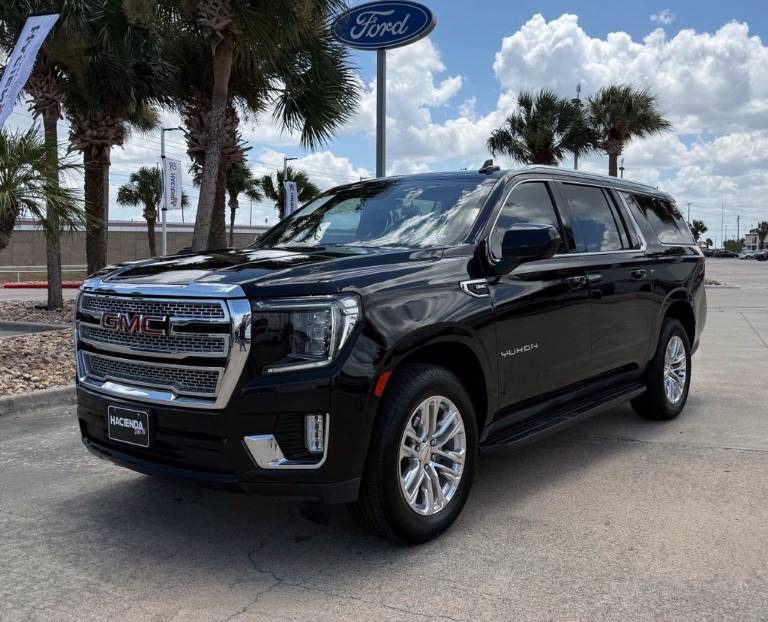 2023 GMC Yukon XL SLE