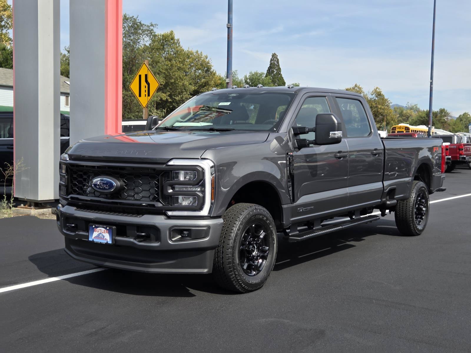 New 2026 Ford Super Duty F-350 SRW XL