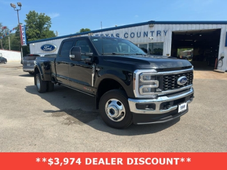 2026 Ford Super Duty F-350 DRW LARIAT