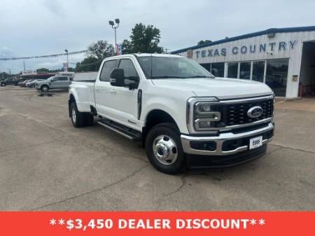 2026 Ford Super Duty F-350 DRW LARIAT