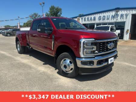 2026 Ford Super Duty F-350 DRW LARIAT