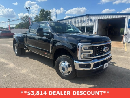2026 Ford Super Duty F-350 DRW LARIAT