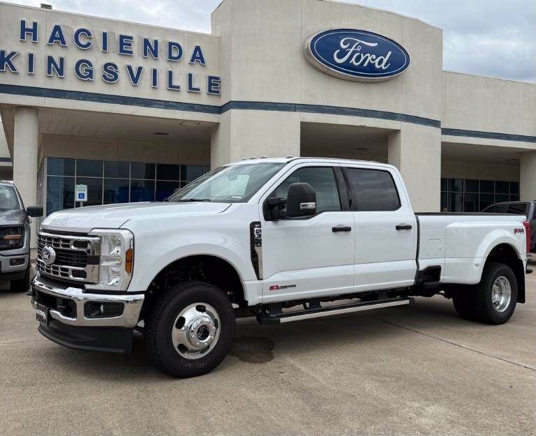 2027 Ford F-350SD XLT