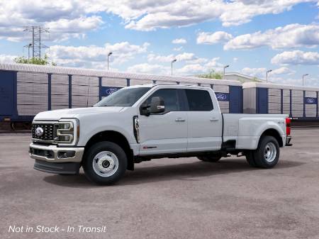 2027 Ford Super Duty F-350 DRW XLT