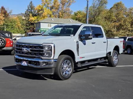 2027 Ford Super Duty F-350 SRW LARIAT