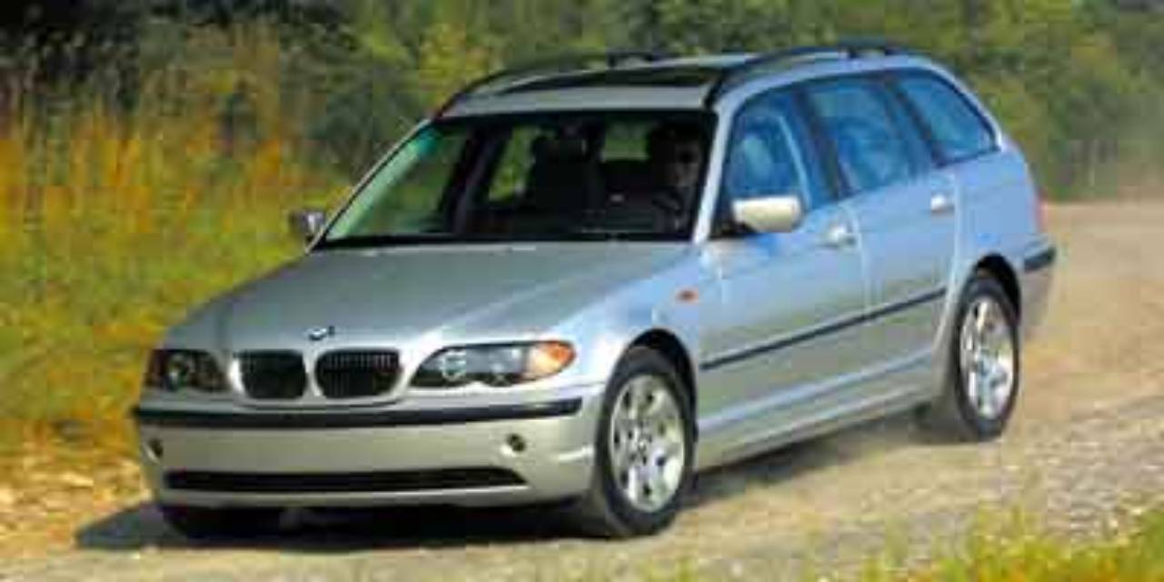 2003 BMW 3 Series 325's photo