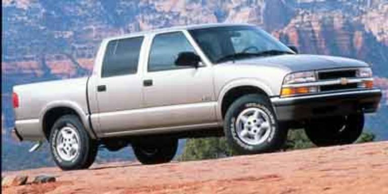 2001 Chevrolet S-10 LS