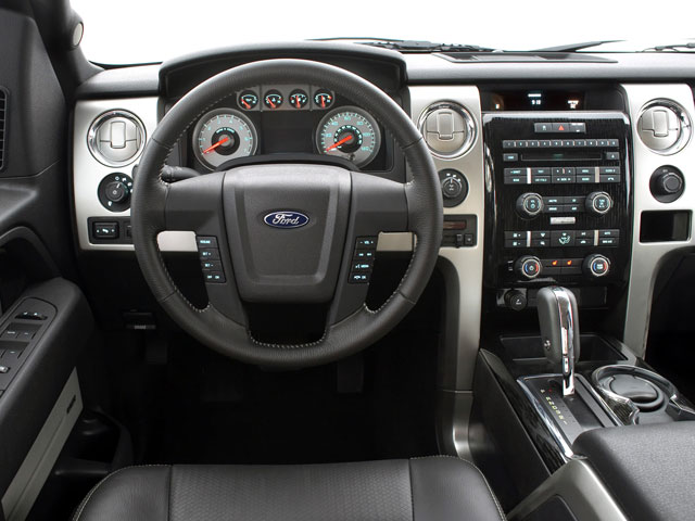 2009 Ford F-150 XLT photo 4
