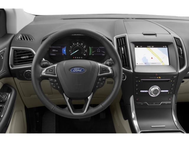 2020 Ford Edge SEL photo 4