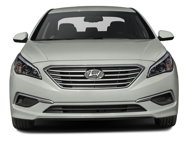 2016 Hyundai Sonata SE's photo