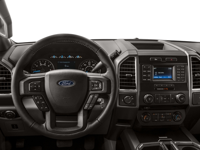 2017 Ford F-150 XLT photo 32