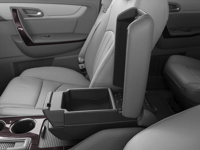 2017 Chevrolet Traverse Premier photo 14