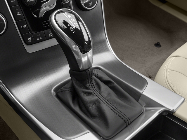2016 Volvo V60 T5 photo 40