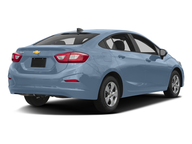 2017 Chevrolet Cruze LS photo 2