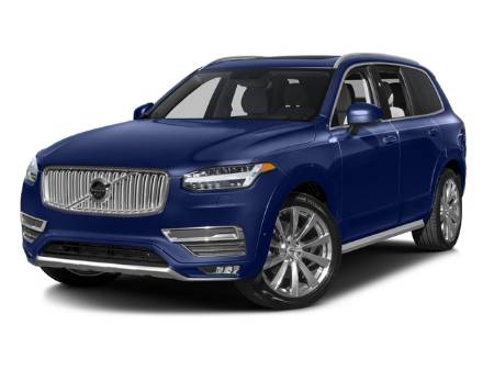 2016 Volvo XC90 T6 Momentum
