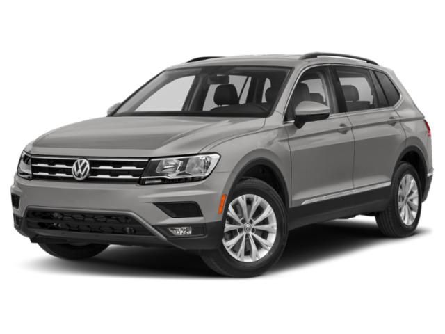 2021 Volkswagen Tiguan SE's photo